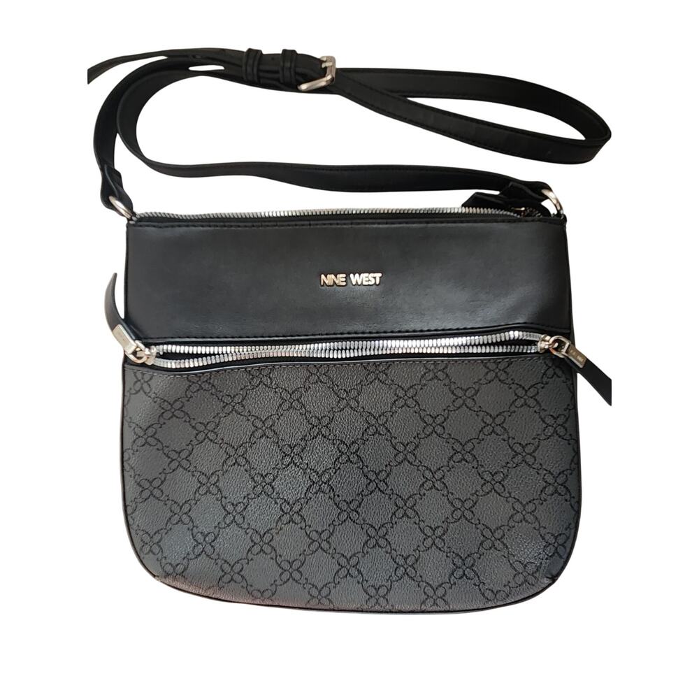 Nine West Cheska Crossbody bag Double Zipper Black Medium Size